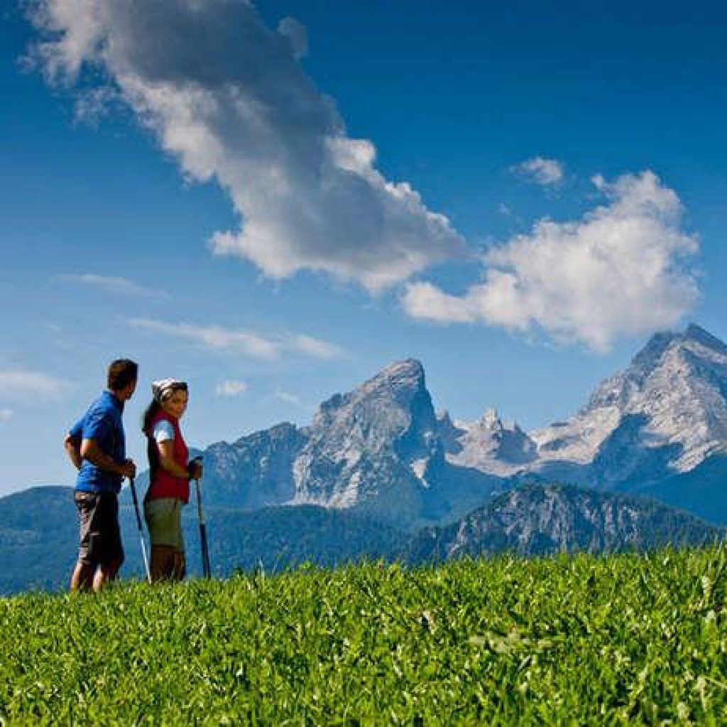 Blick auf den Watzmann und die Berglandschaft von Berchtesgaden