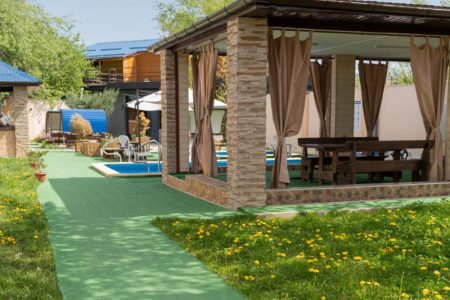 A cozy guest house: DEGO – CHILDREN OF THE MOUNTAINS