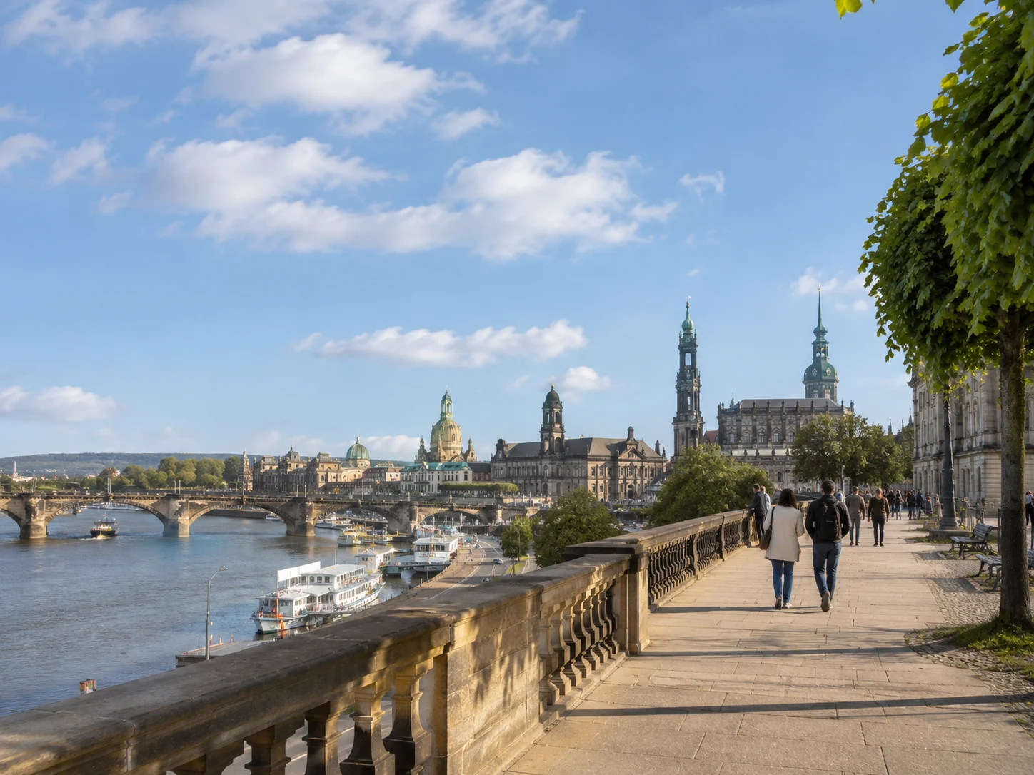 Dresden Altstadt und Elbterrassen Walk